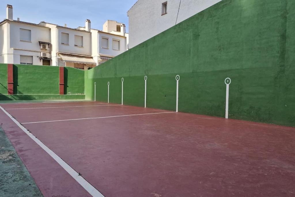 Bungalow Con Jardin Y Piscina Cerca De La Playa 奥罗佩萨德尔马 外观 照片